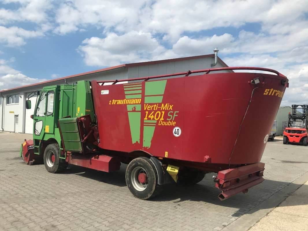 Selbstfahrer Futtermischwagen типа Strautmann Verti-Mix 1401 D, Gebrauchtmaschine в Ebersbach (Фотография 3)