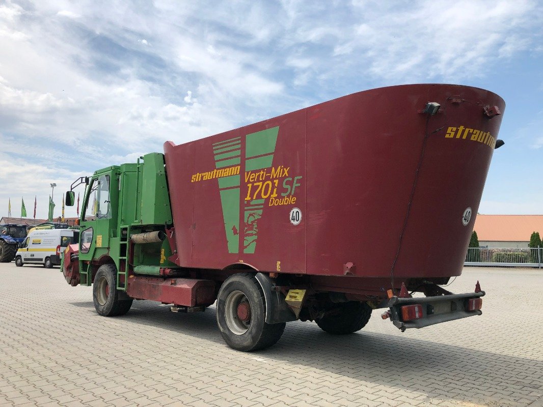 Selbstfahrer Futtermischwagen типа Strautmann Verti-Mix 1701 Double SF, Gebrauchtmaschine в Ebersbach (Фотография 3)