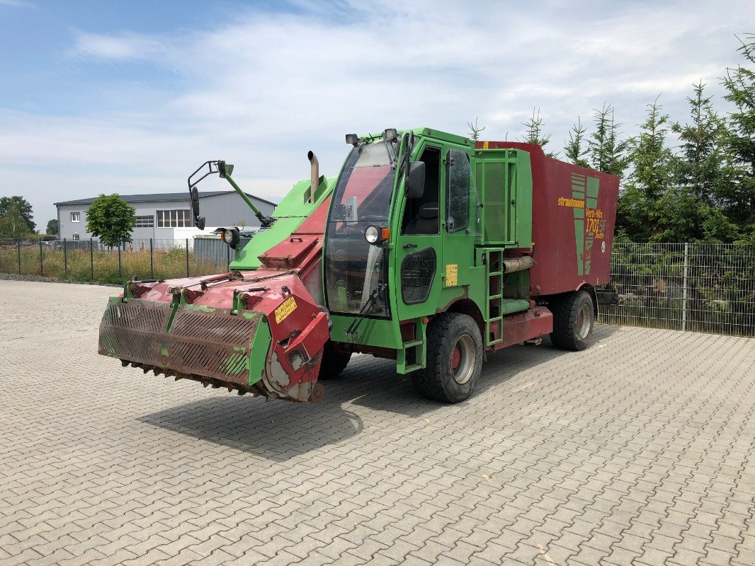 Selbstfahrer Futtermischwagen du type Strautmann Verti-Mix 1701 Double SF, Gebrauchtmaschine en Ebersbach (Photo 2)