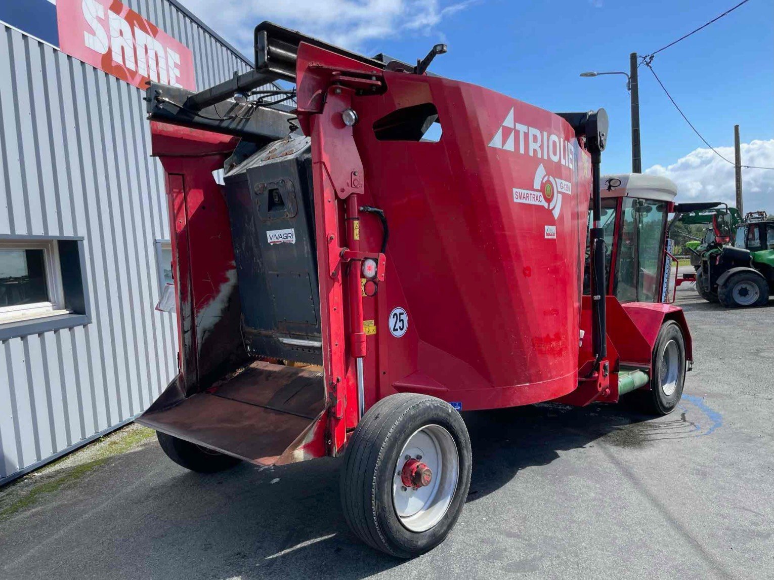 Selbstfahrer Futtermischwagen от тип Trioliet Mélangeuse automotrice SMARTRACK  Trioliet, Gebrauchtmaschine в SAINT CLAIR SUR ELLE (Снимка 4)