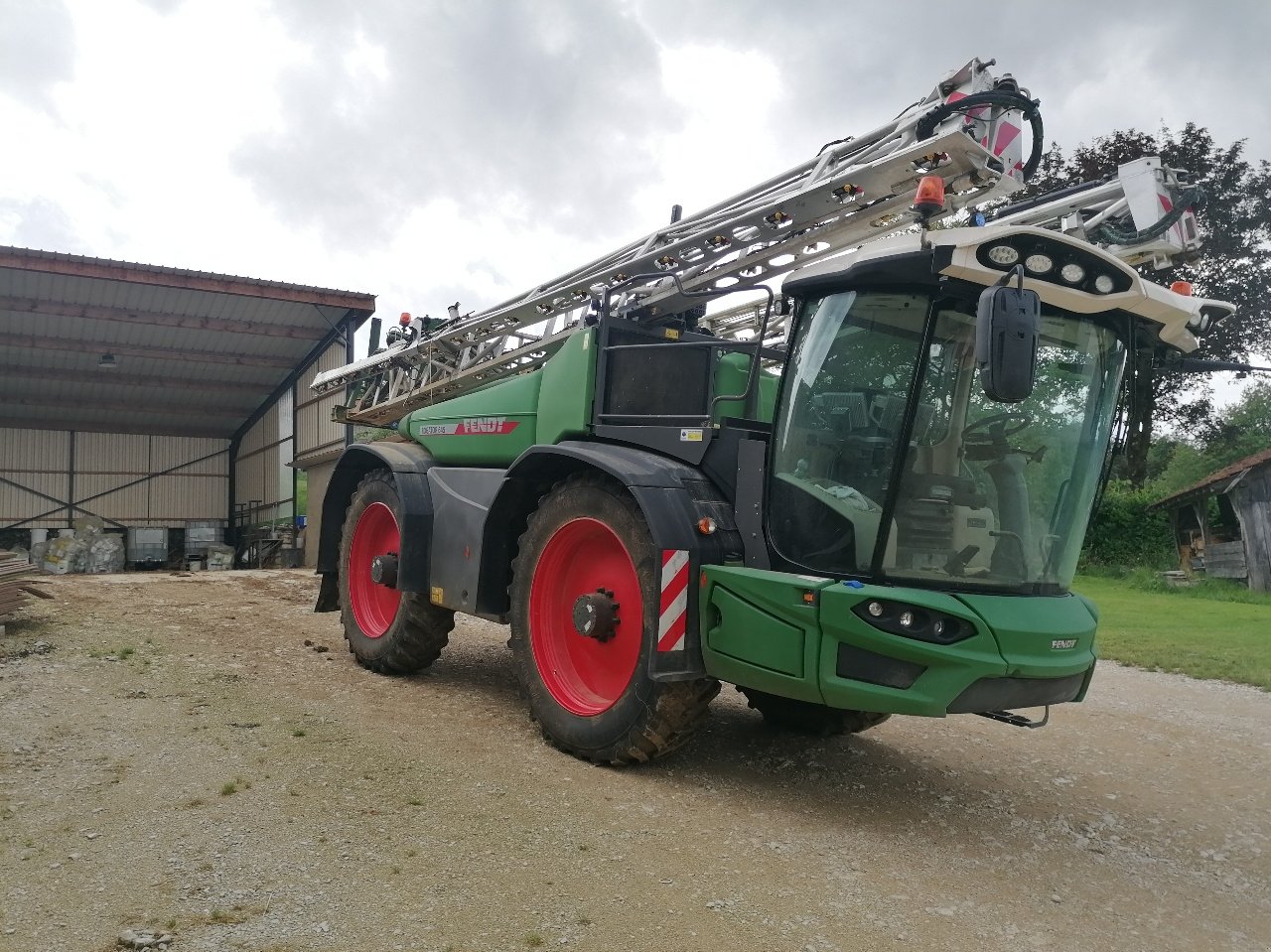 Selbstfahrspritze typu Fendt Rogator 645, Gebrauchtmaschine v Brabant-le-Roi (Obrázek 2)