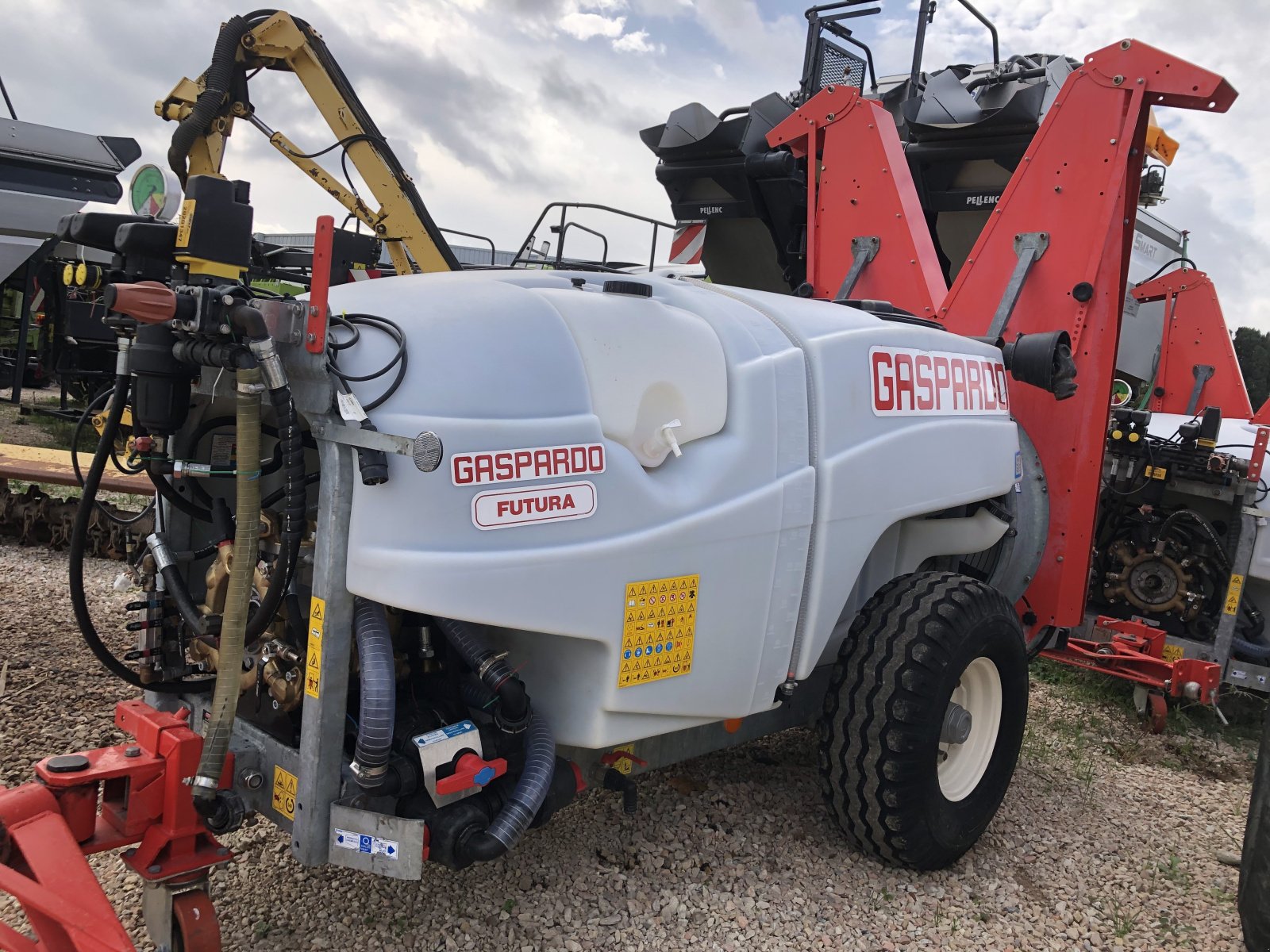 Selbstfahrspritze tip Gaspardo PULVÃ‰ VIGNE FUTURA TGZ 1000L, Gebrauchtmaschine in SAINT ANDIOL (Poză 4)