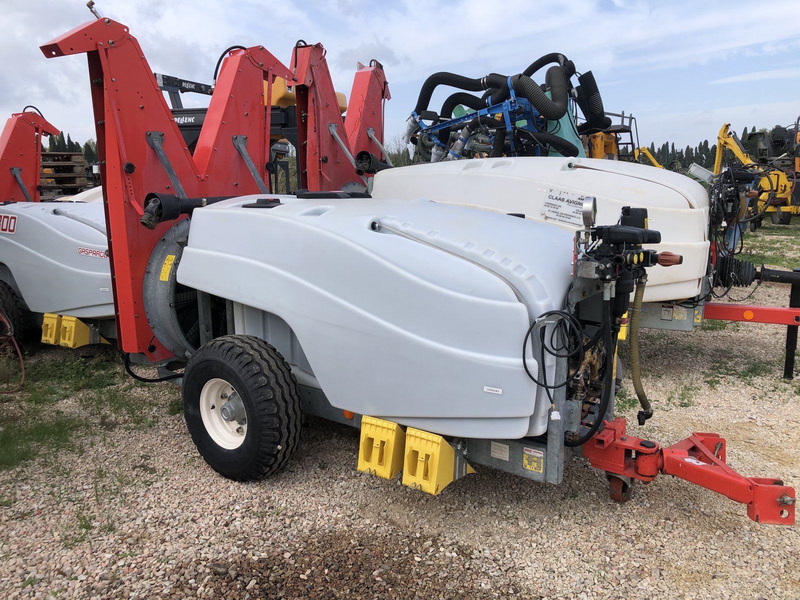 Selbstfahrspritze typu Gaspardo PULVÃ‰ VIGNE FUTURA TGZ 1000L, Gebrauchtmaschine v SAINT ANDIOL (Obrázek 3)