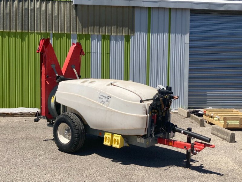 Selbstfahrspritze des Typs Gaspardo PULVÃ‰ VIGNE FUTURA TGZ 1600, Gebrauchtmaschine in SAINT ANDIOL (Bild 1)