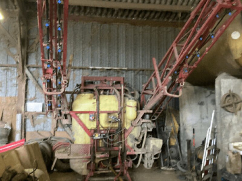 Selbstfahrspritze of the type Hardi MEGA 24M 1200L, Gebrauchtmaschine in PONTIVY (Picture 1)