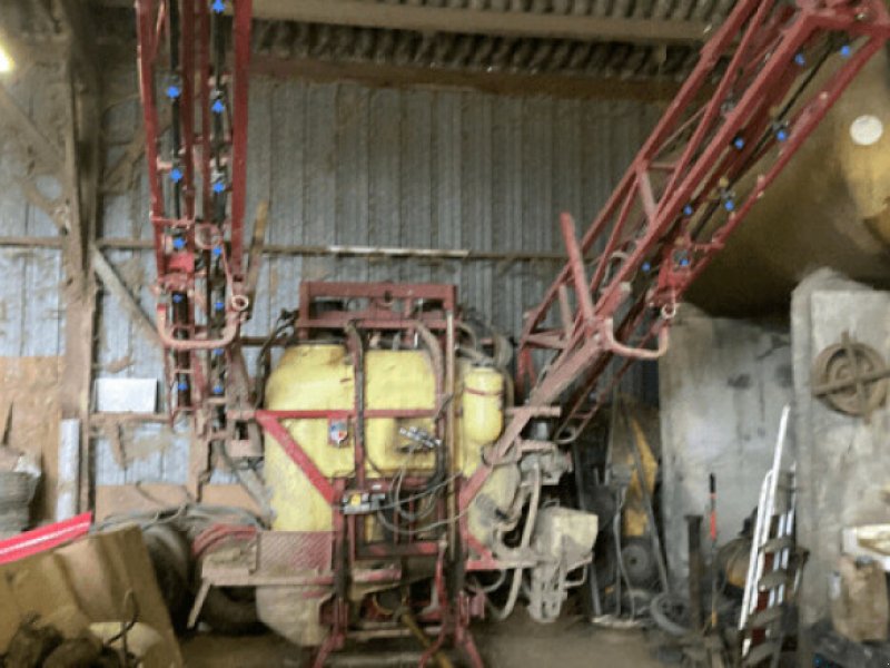 Selbstfahrspritze van het type Hardi MEGA 24M 1200L, Gebrauchtmaschine in PONTIVY (Foto 1)