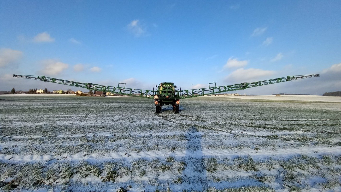 Selbstfahrspritze van het type John Deere R5430i, Gebrauchtmaschine in Mrągowo (Foto 3)