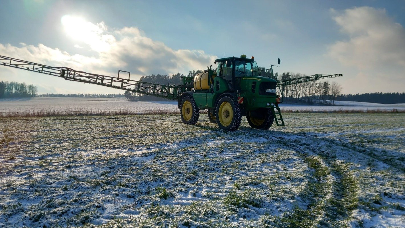 Selbstfahrspritze van het type John Deere R5430i, Gebrauchtmaschine in Mrągowo (Foto 4)