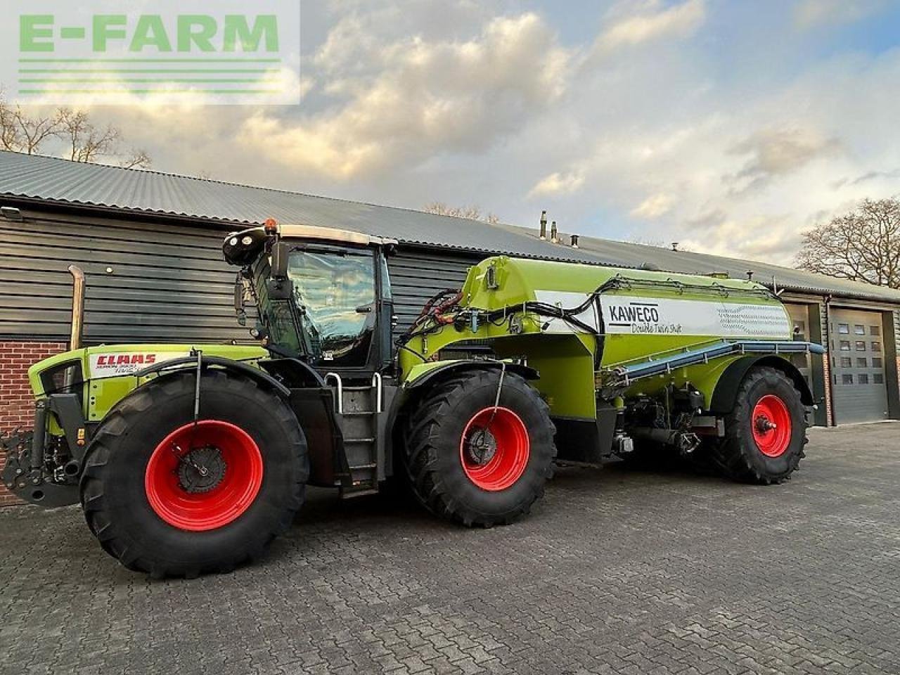 Selbstfahrspritze tip Kaweco kaweco double twin shift 21m3 + claas xerion 3800 trac vc, Gebrauchtmaschine in ag BROEKLAND (Poză 1)