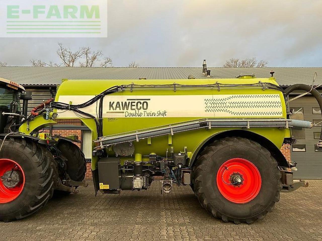 Selbstfahrspritze tip Kaweco kaweco double twin shift 21m3 + claas xerion 3800 trac vc, Gebrauchtmaschine in ag BROEKLAND (Poză 4)