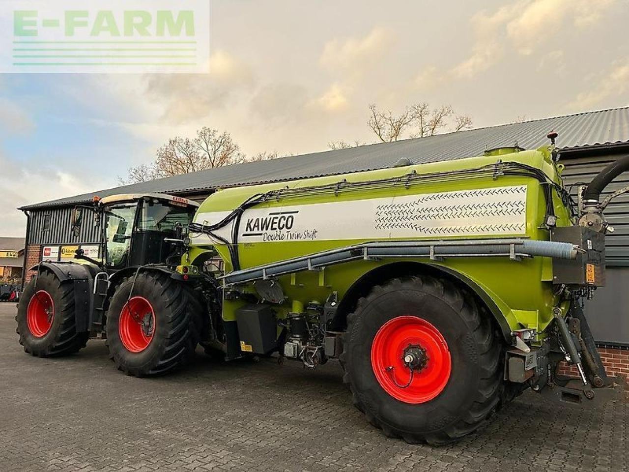 Selbstfahrspritze tip Kaweco kaweco double twin shift 21m3 + claas xerion 3800 trac vc, Gebrauchtmaschine in ag BROEKLAND (Poză 5)