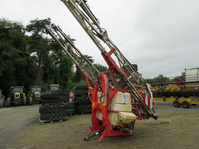 Selbstfahrspritze of the type Kuhn PULVERISATEUR DELTIS 800L, Gebrauchtmaschine in PLOUIGNEAU (Picture 1)