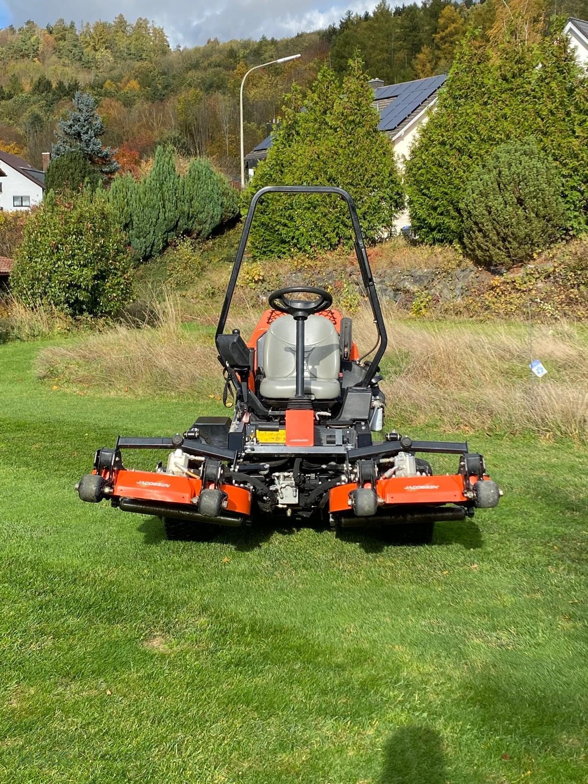 Sichelmäher van het type Jacobsen AR 331, Gebrauchtmaschine in Weidenbach (Foto 2)