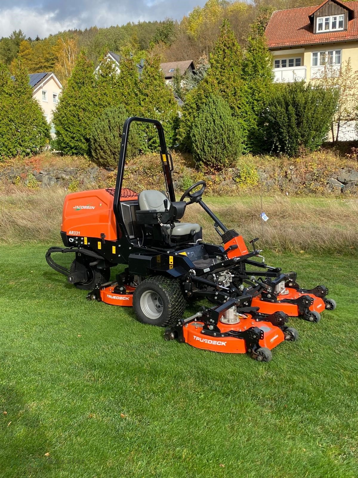 Sichelmäher van het type Jacobsen AR 331, Gebrauchtmaschine in Weidenbach (Foto 3)