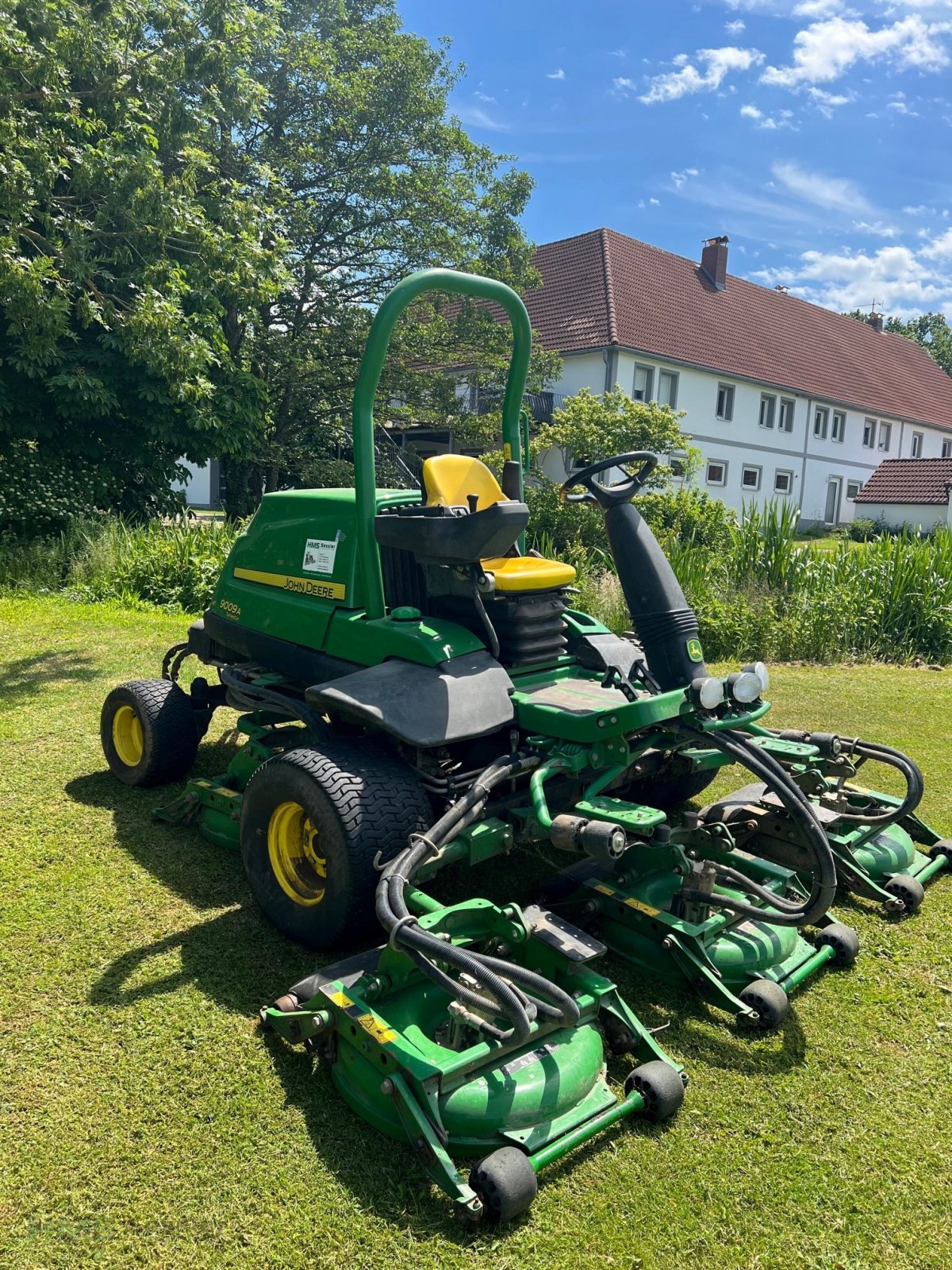 Sichelmäher of the type John Deere Terrain Cut 9009A, Gebrauchtmaschine in Weidenbach (Picture 1)