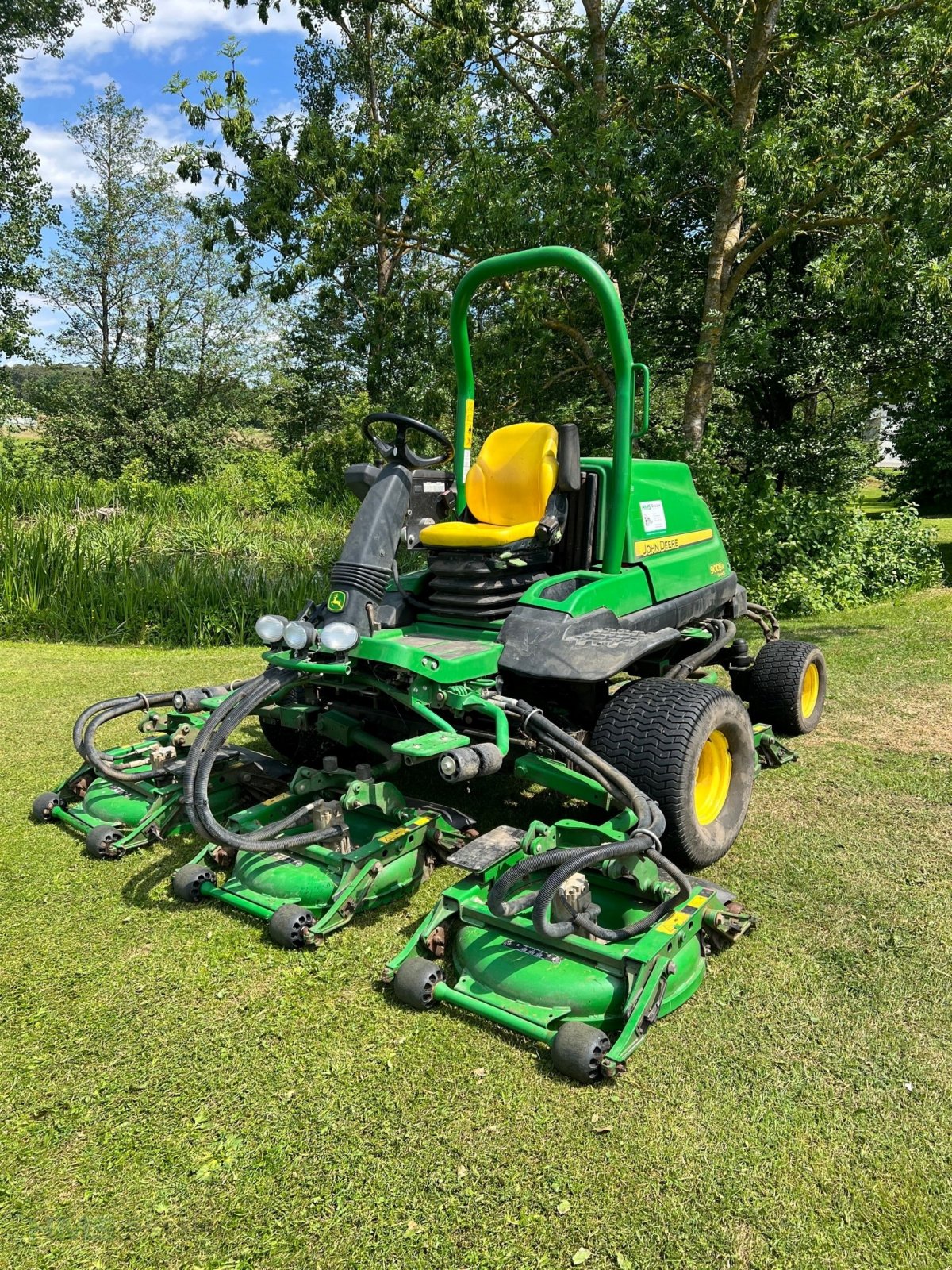 Sichelmäher van het type John Deere Terrain Cut 9009A, Gebrauchtmaschine in Weidenbach (Foto 3)