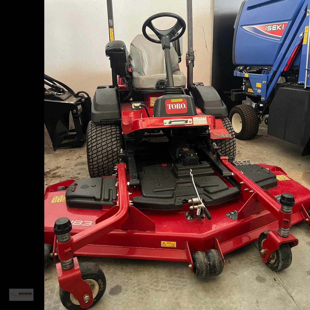 Sichelmäher des Typs Toro Groundsmaster 3300, Vorführmaschine in Kirchheim b. München (Bild 3)