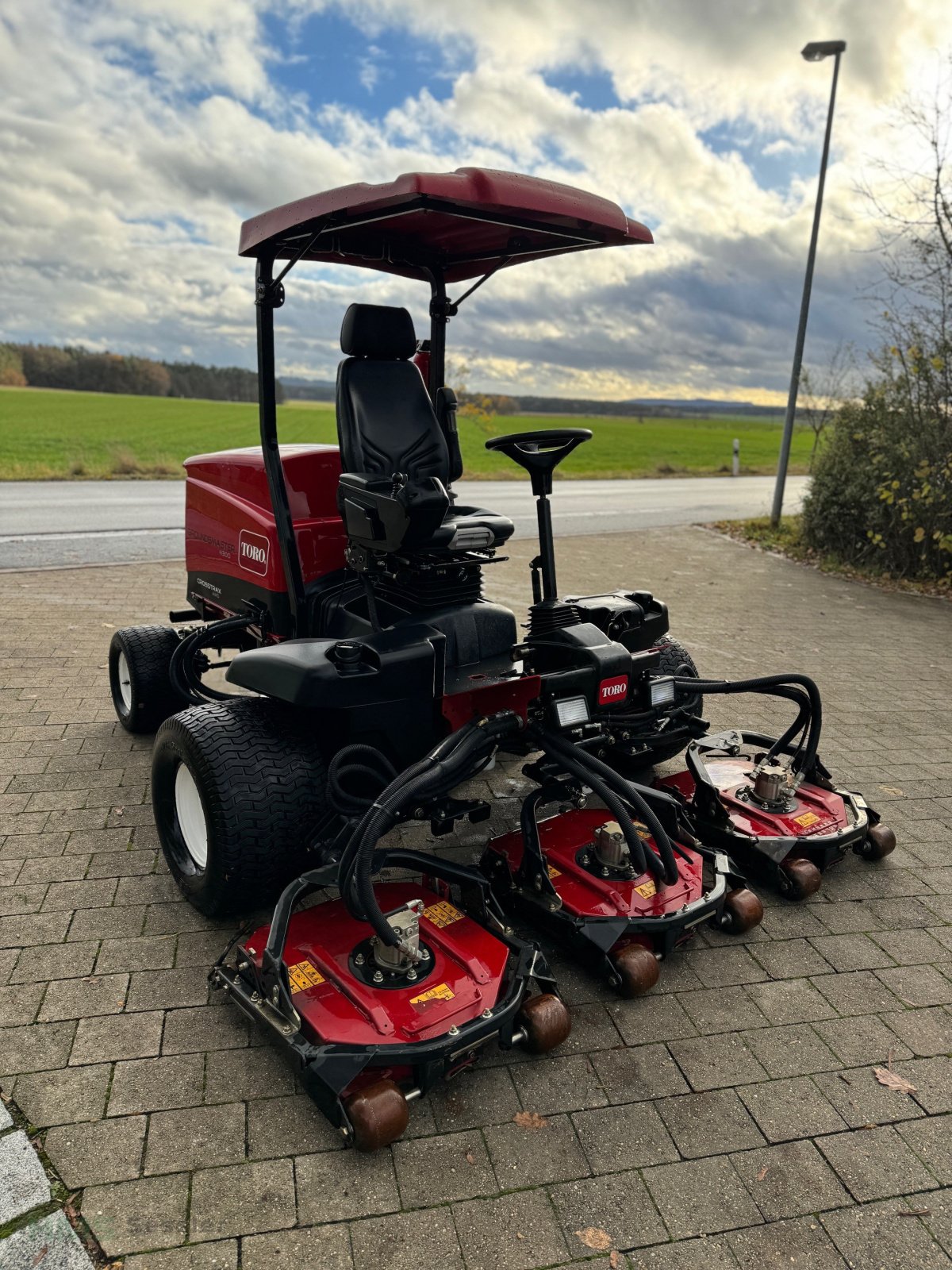 Sichelmäher Türe ait Toro Groundsmaster 4300DA, Gebrauchtmaschine içinde Weidenbach (resim 6)