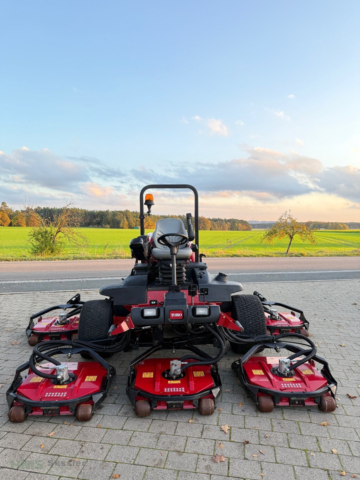 Sichelmäher от тип Toro Groundsmaster 4700, Gebrauchtmaschine в Weidenbach (Снимка 3)