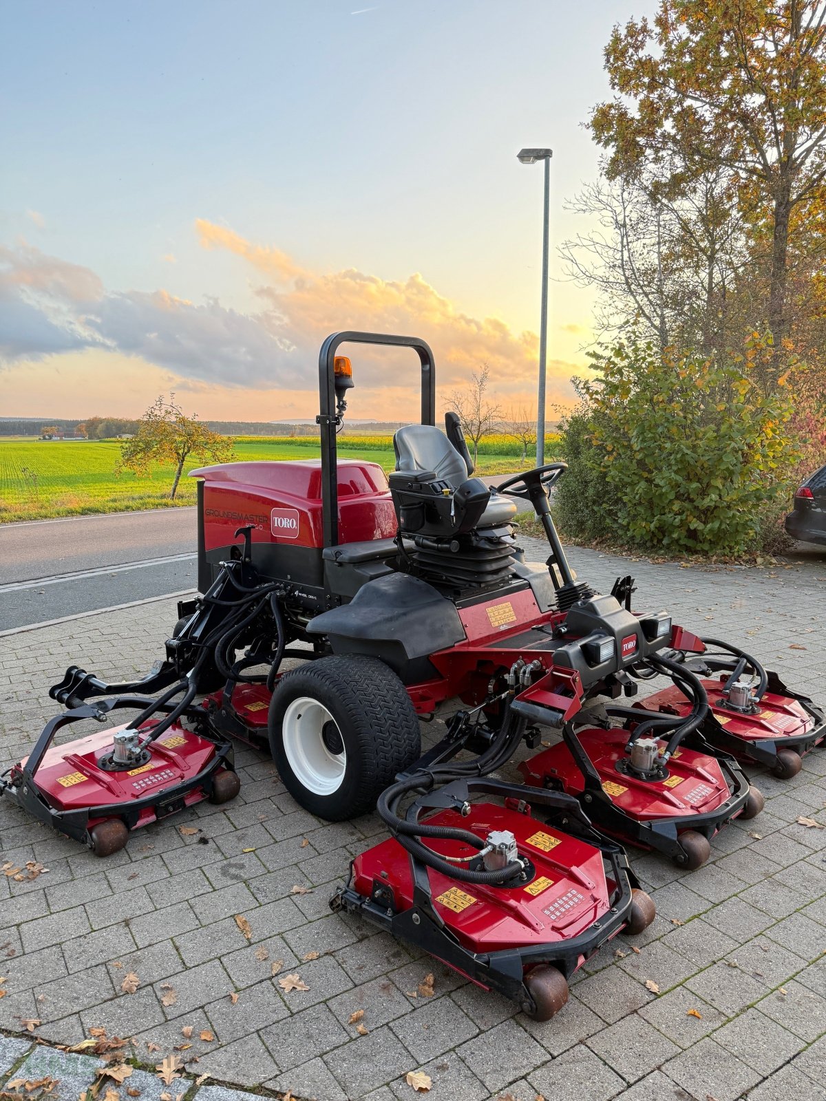 Sichelmäher от тип Toro Groundsmaster 4700, Gebrauchtmaschine в Weidenbach (Снимка 4)