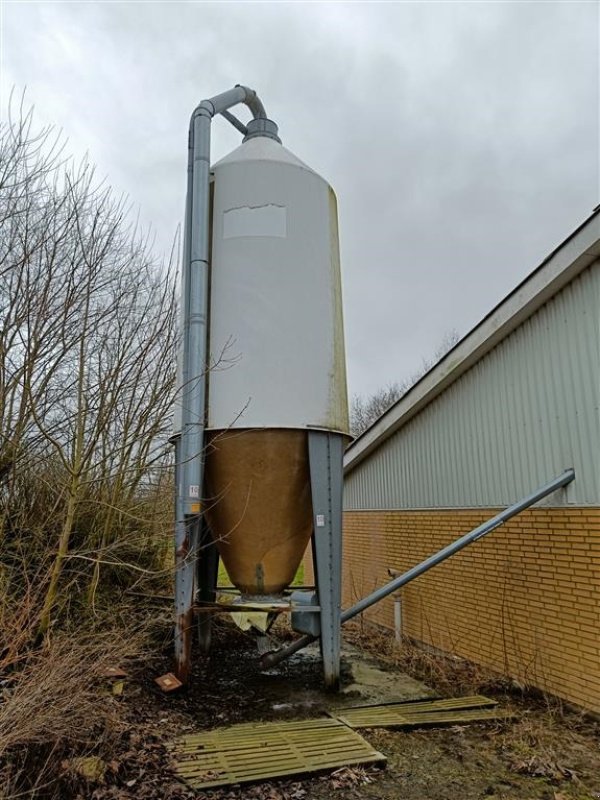 Silo of the type BM Horse silo 12-15 tons, med snegl, Gebrauchtmaschine in Egtved (Picture 1)