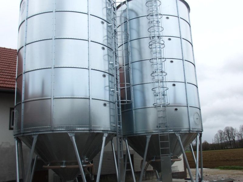 Silo typu Conpexim Getreidesilo mit Außentrichter, Neumaschine v Apetlon