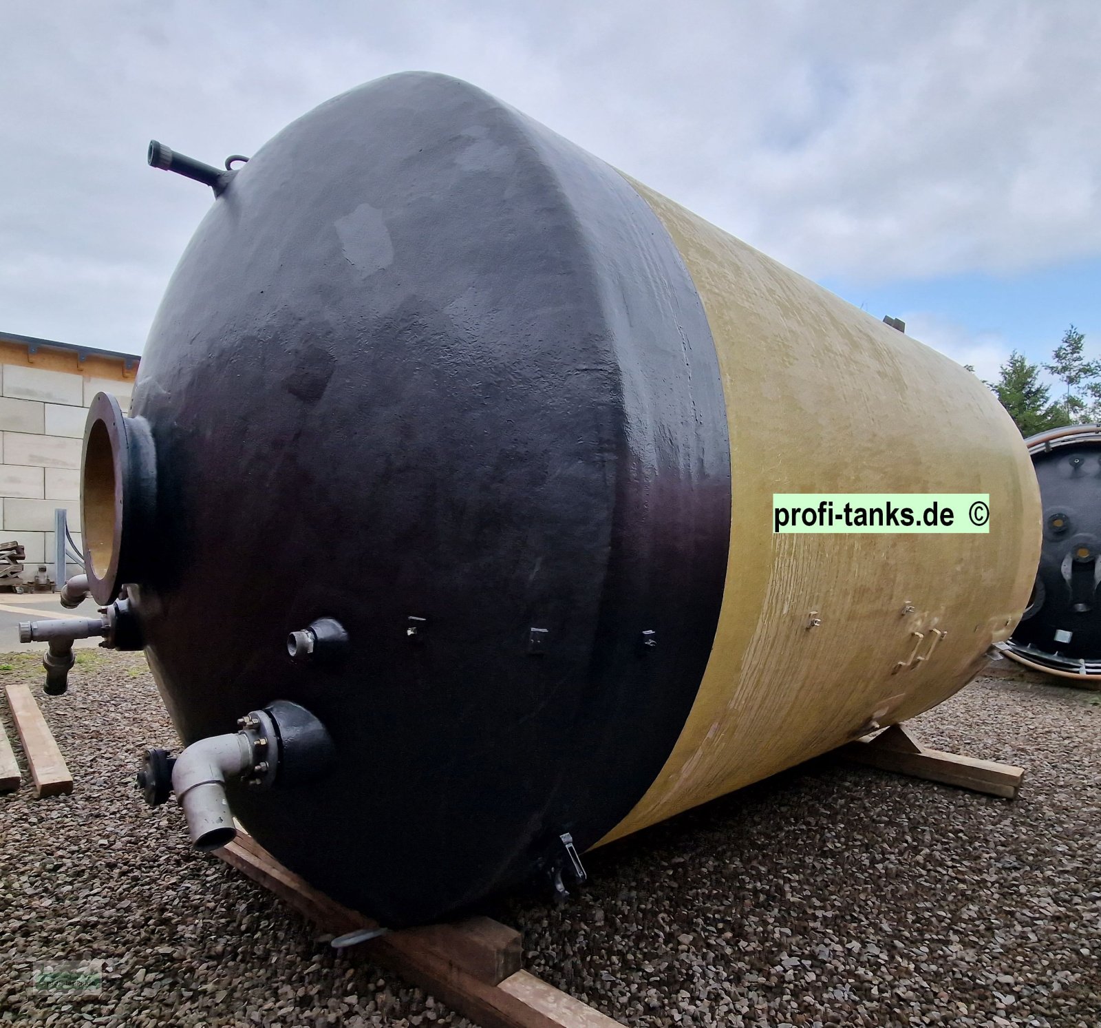 Silo des Typs Erka P413 gebrauchter 30.000 L Polyestertank GFK-Tank Wassertank Salzsole-Tank Lagertank, Gebrauchtmaschine in Hillesheim (Bild 4)