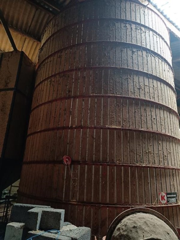 Silo van het type Kongskilde 2 stk. Mål ca. 4,2 m i diameter og 5,4 m høj., Gebrauchtmaschine in Egtved (Foto 2)