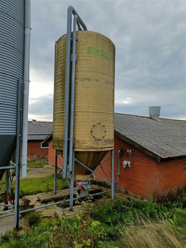 Silo du type Sonstige 12 tons, Gebrauchtmaschine en Egtved (Photo 1)