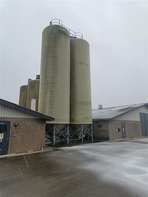 Silo Türe ait Sonstige 2 stk. 100 m³ Siloer med stige og gangbro. (Sælges kun samlet), Gebrauchtmaschine içinde Egtved (resim 3)