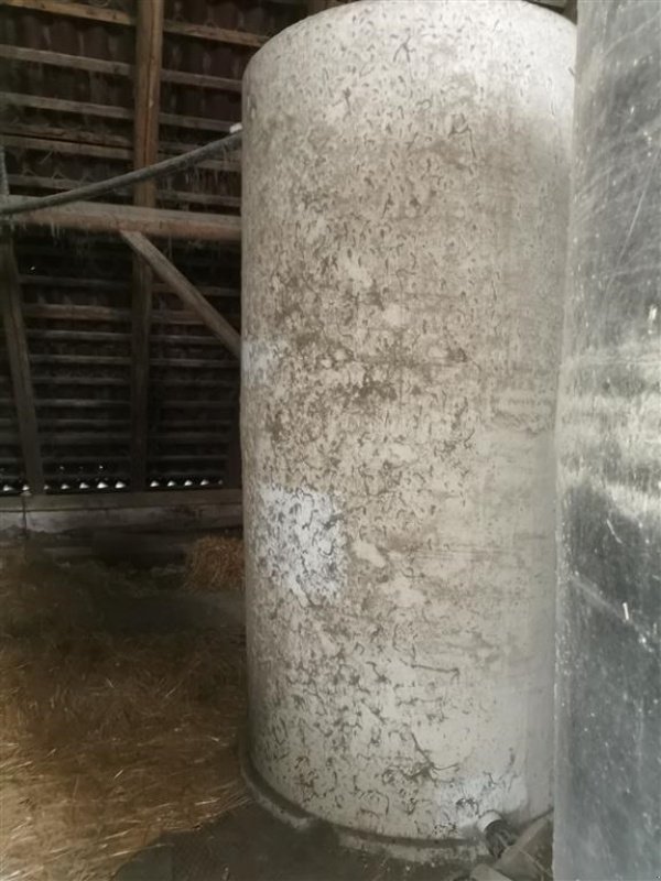 Silo του τύπου Sonstige Glasfiber tank ca. 4000L, Gebrauchtmaschine σε Egtved (Φωτογραφία 1)