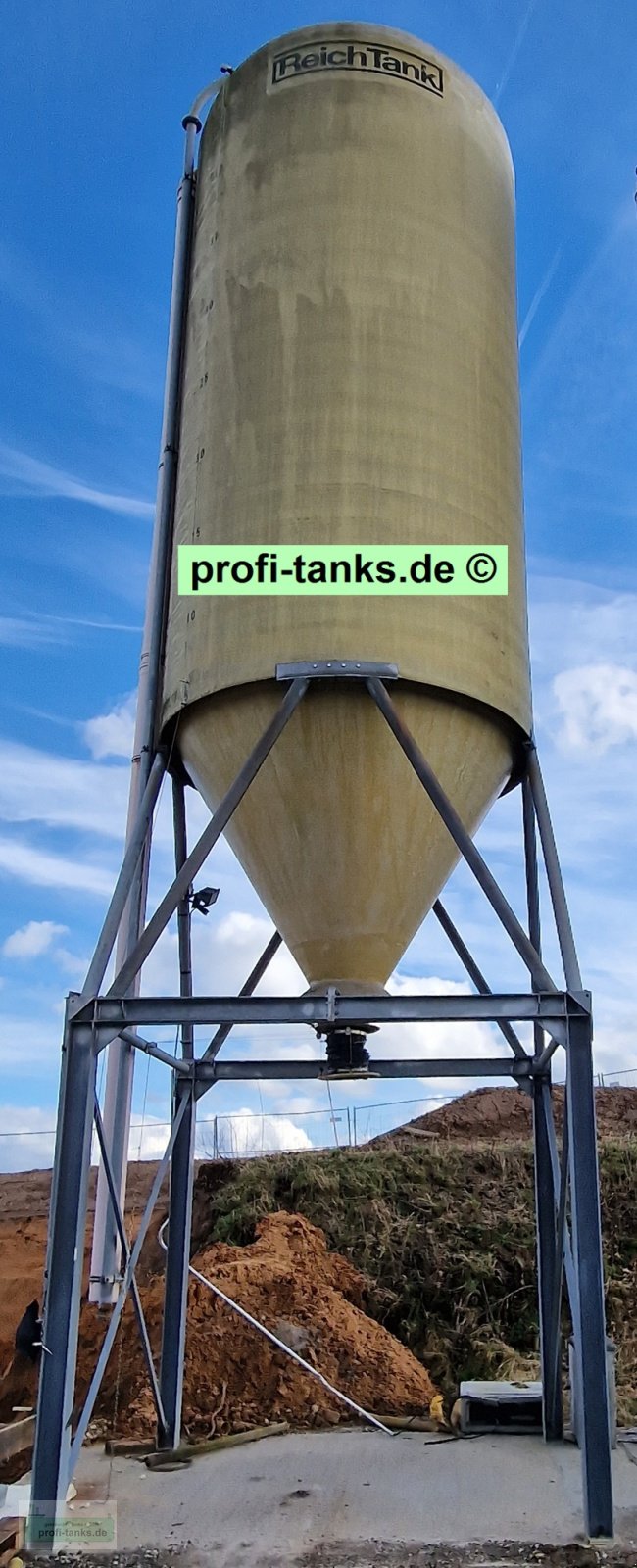 Silo typu Sonstige P404 gebrauchtes 50.000 L Polyestersilo GFK-Silo mit Unterfahrgestell Futtersilo Salzsilo, Gebrauchtmaschine v Hillesheim (Obrázok 1)