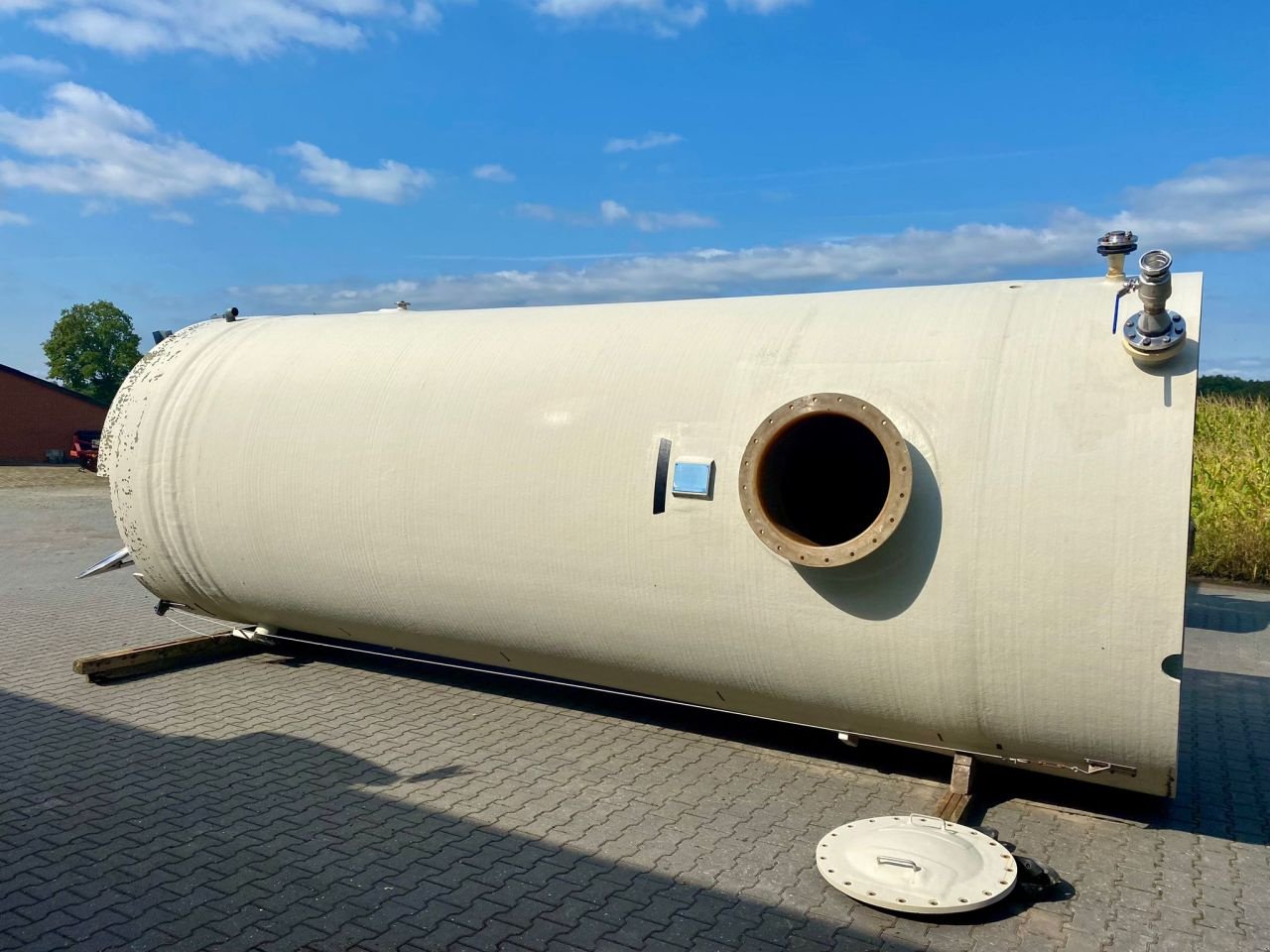 Silo Türe ait Sonstige Polyester tank opslag 30.000l Opslagtank, Gebrauchtmaschine içinde Rossum (resim 1)