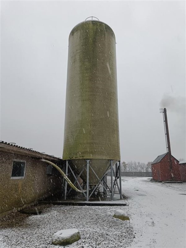 Silo Türe ait Sonstige Silo 143 m³ med stige, ben højde ca. 230 cm, Gebrauchtmaschine içinde Egtved (resim 1)