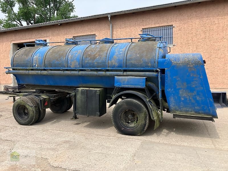 Siloentnahmegerät & Verteilgerät от тип Fortschritt Milchtank Auflieger/Anhänger mit Dollyachse ehemals W50 SZM, Gebrauchtmaschine в Salsitz (Снимка 4)