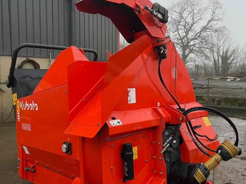 Siloentnahmegerät & Verteilgerät Türe ait Kubota Pailleuse BC1200 . Kubota, Gebrauchtmaschine içinde SAINT CLAIR SUR ELLE (resim 1)