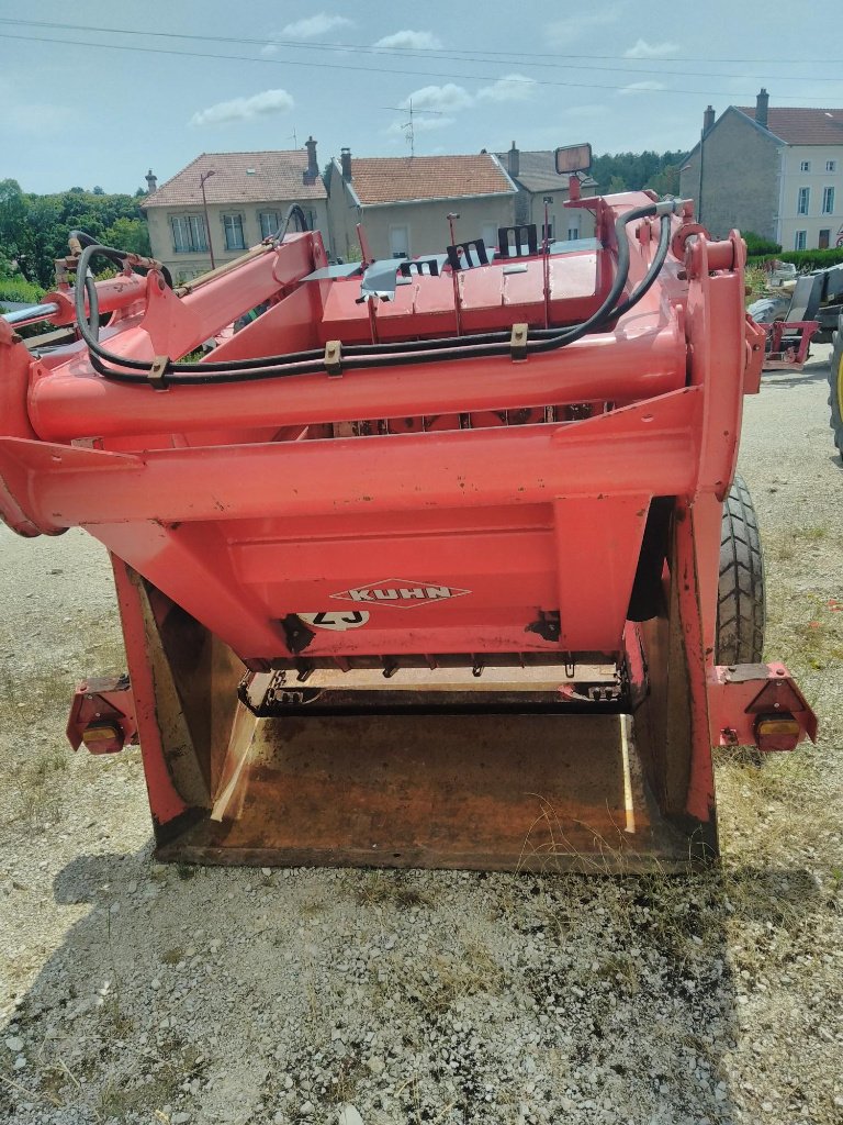 Siloentnahmegerät & Verteilgerät del tipo Kuhn Altor 4560, Gebrauchtmaschine en Lérouville (Imagen 5)