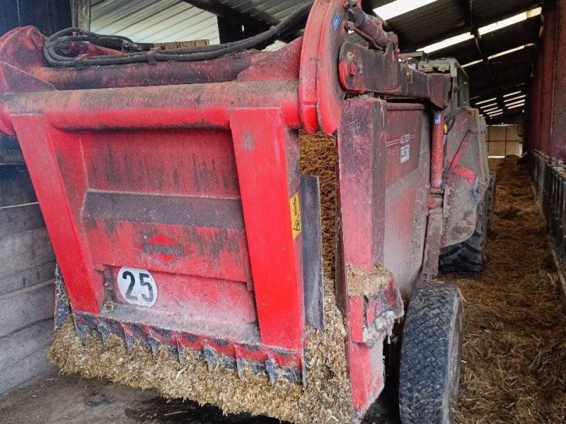 Siloentnahmegerät & Verteilgerät tip Kuhn altor 4560, Gebrauchtmaschine in CHAUVONCOURT (Poză 1)