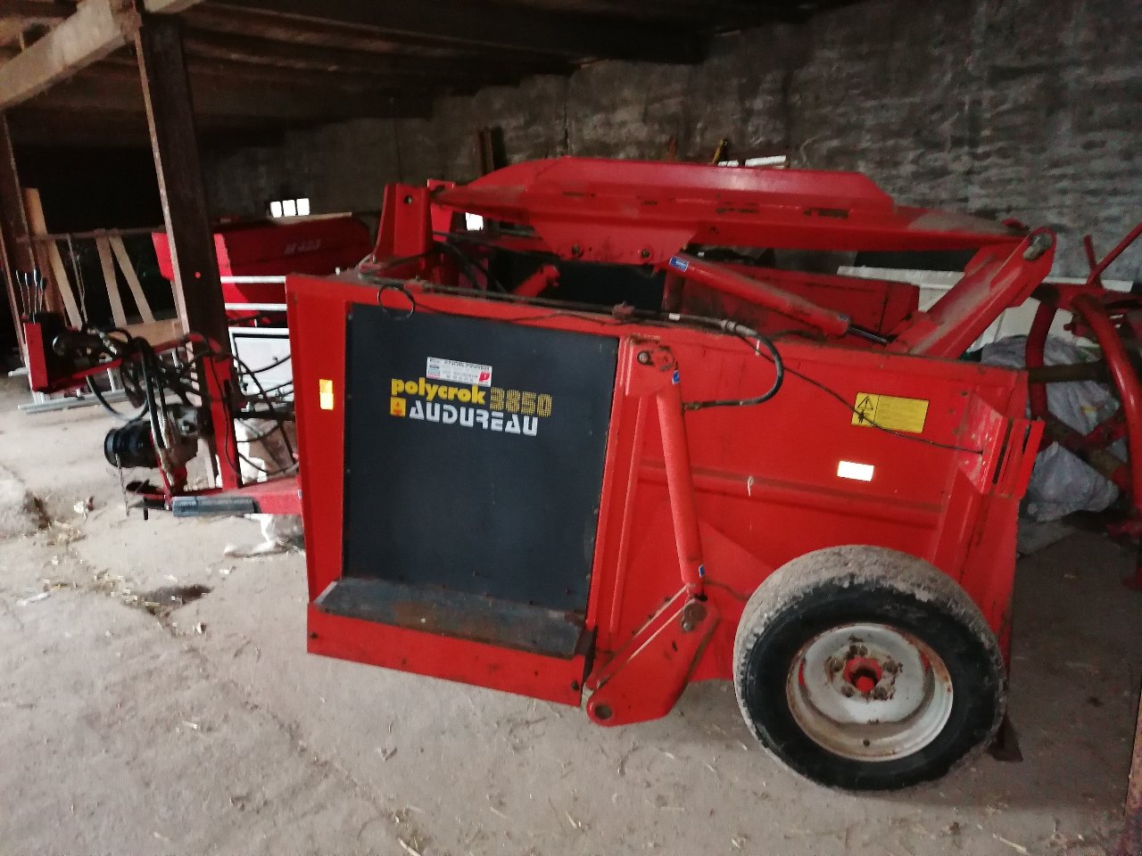 Siloentnahmegerät & Verteilgerät tip Kuhn Polycrok 3850, Gebrauchtmaschine in Lérouville (Poză 5)