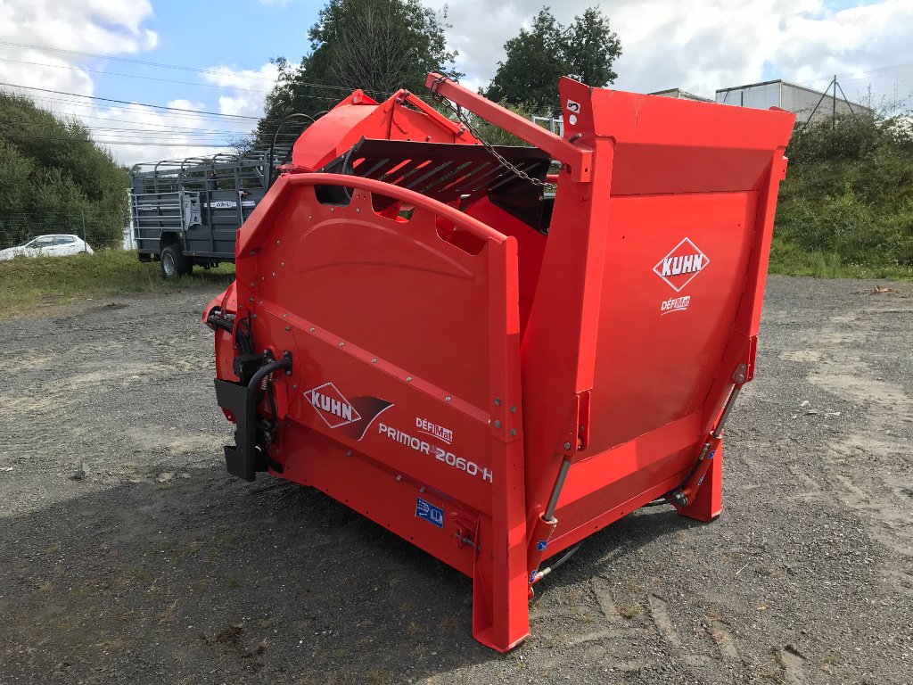 Siloentnahmegerät & Verteilgerät van het type Kuhn PRIMOR 2060 H . DESTOCKAGE, Gebrauchtmaschine in PIERRE BUFFIERE (Foto 3)