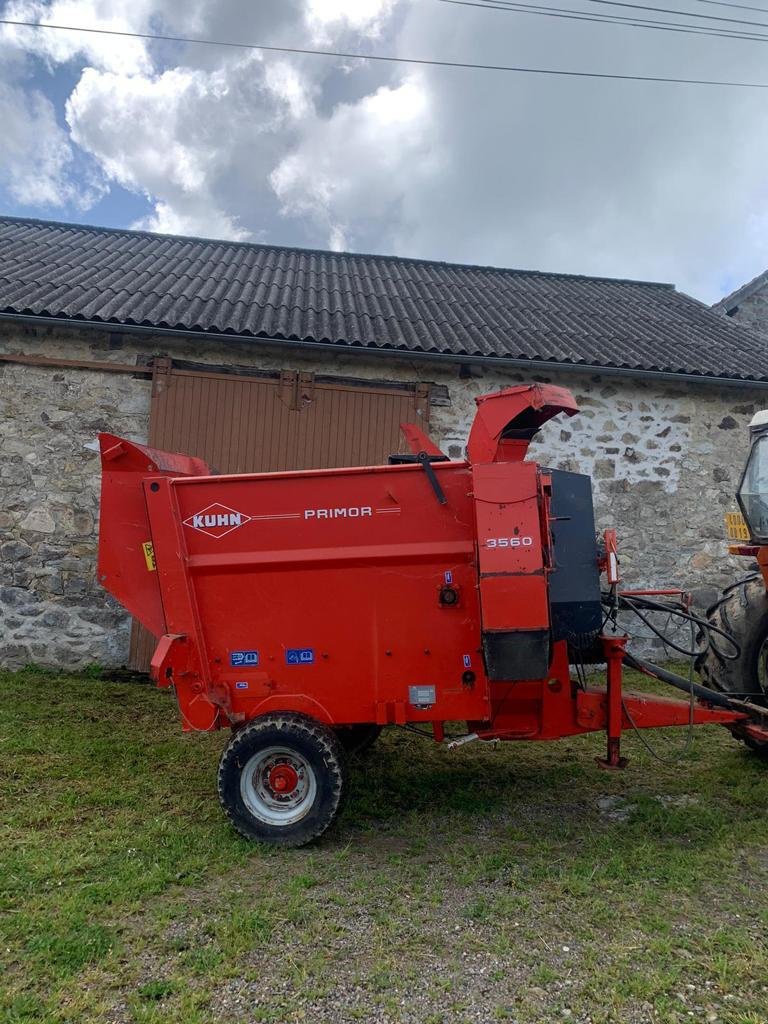 Siloentnahmegerät & Verteilgerät typu Kuhn PRIMOR 3560, Gebrauchtmaschine v UZERCHE (Obrázok 3)