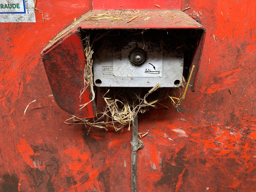 Siloentnahmegerät & Verteilgerät van het type Kuhn Primor 3560, Gebrauchtmaschine in SAINT FLOUR (Foto 9)