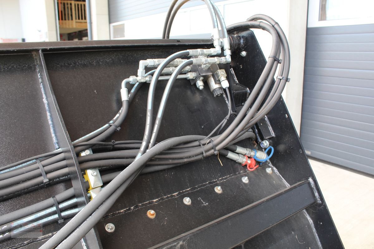 Siloentnahmegerät & Verteilgerät des Typs Sonstige SAT Futtermischschaufel 220cm Abverkauf, Neumaschine in Eberschwang (Bild 14)