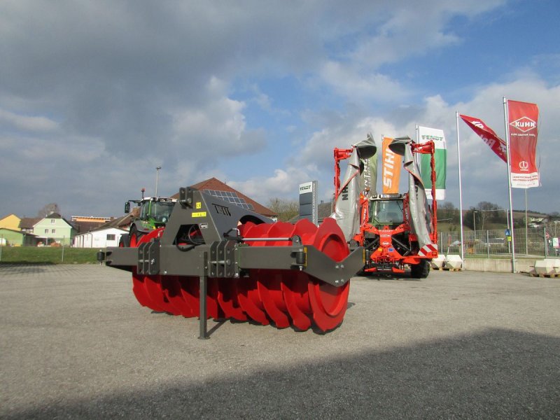 Siloentnahmegerät & Verteilgerät типа Sonstige TMB Siloverdichtwalze, Neumaschine в Saxen (Фотография 1)