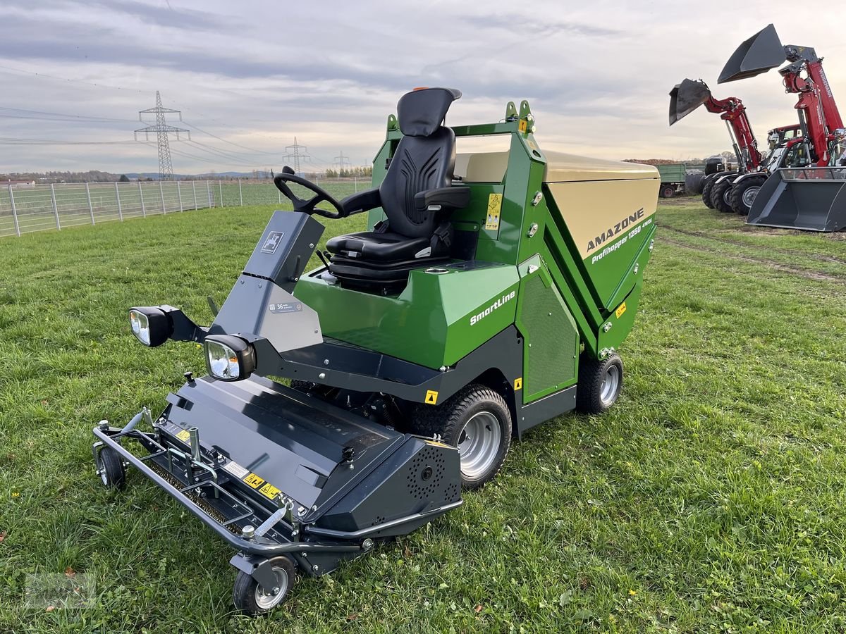 Sitzrasenmäher Türe ait Amazone Profihopper 1250 Sammeln / Schlegeln / Sportplat, Gebrauchtmaschine içinde Burgkirchen (resim 1)