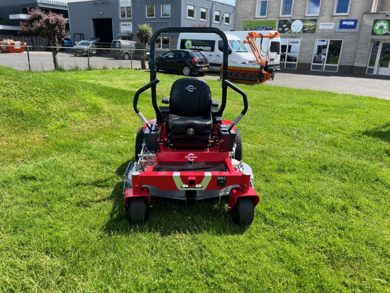 Sitzrasenmäher van het type Cramer 82ZT132, Neumaschine in MARIAHOUT (Foto 4)