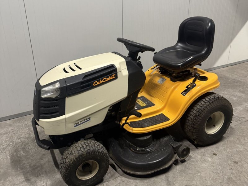 Sitzrasenmäher a típus Cub Cadet Cc717, Gebrauchtmaschine ekkor: Wadenoijen