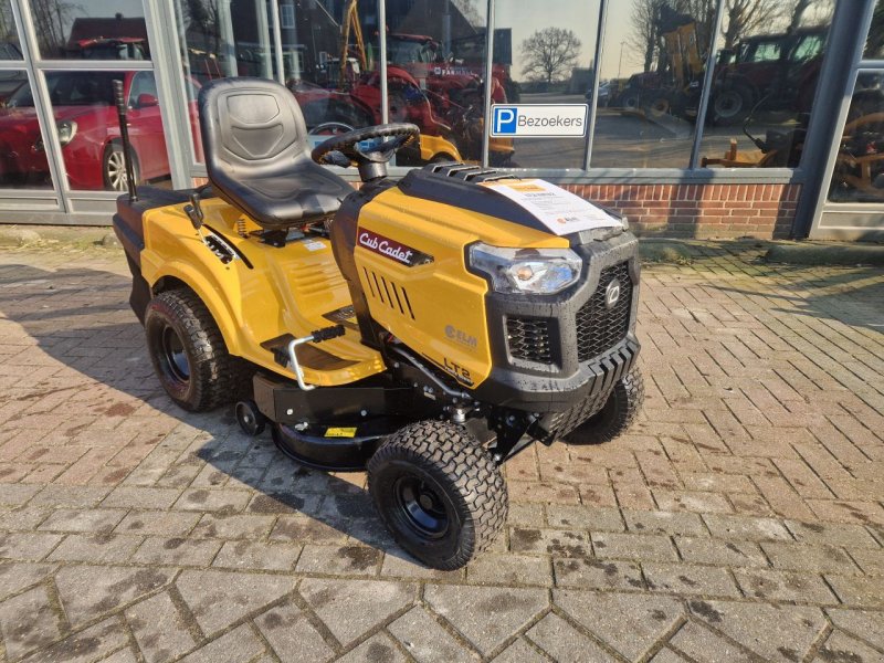 Sitzrasenmäher του τύπου Cub Cadet LT2 NR92, Gebrauchtmaschine σε Bleiswijk (Φωτογραφία 1)