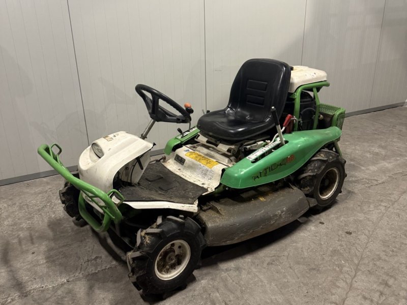 Sitzrasenmäher a típus Etesia Ak98, Gebrauchtmaschine ekkor: Wadenoijen