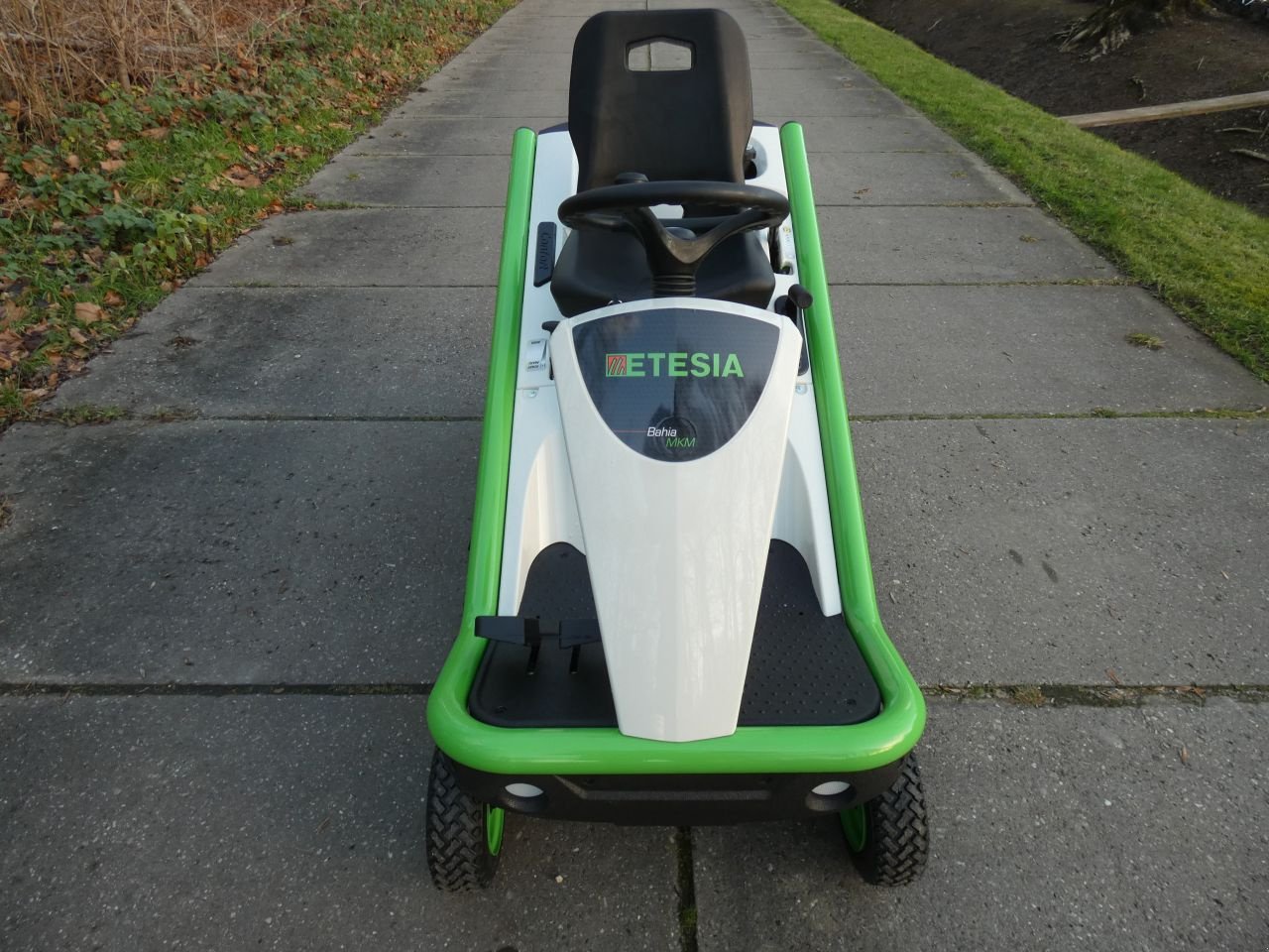 Sitzrasenmäher tipa Etesia MKM, Neumaschine u Klarenbeek (Slika 3)